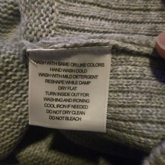 Holiday Nativity Sweater Embellished Graphic – Size 3XL - Picture 8 of 9